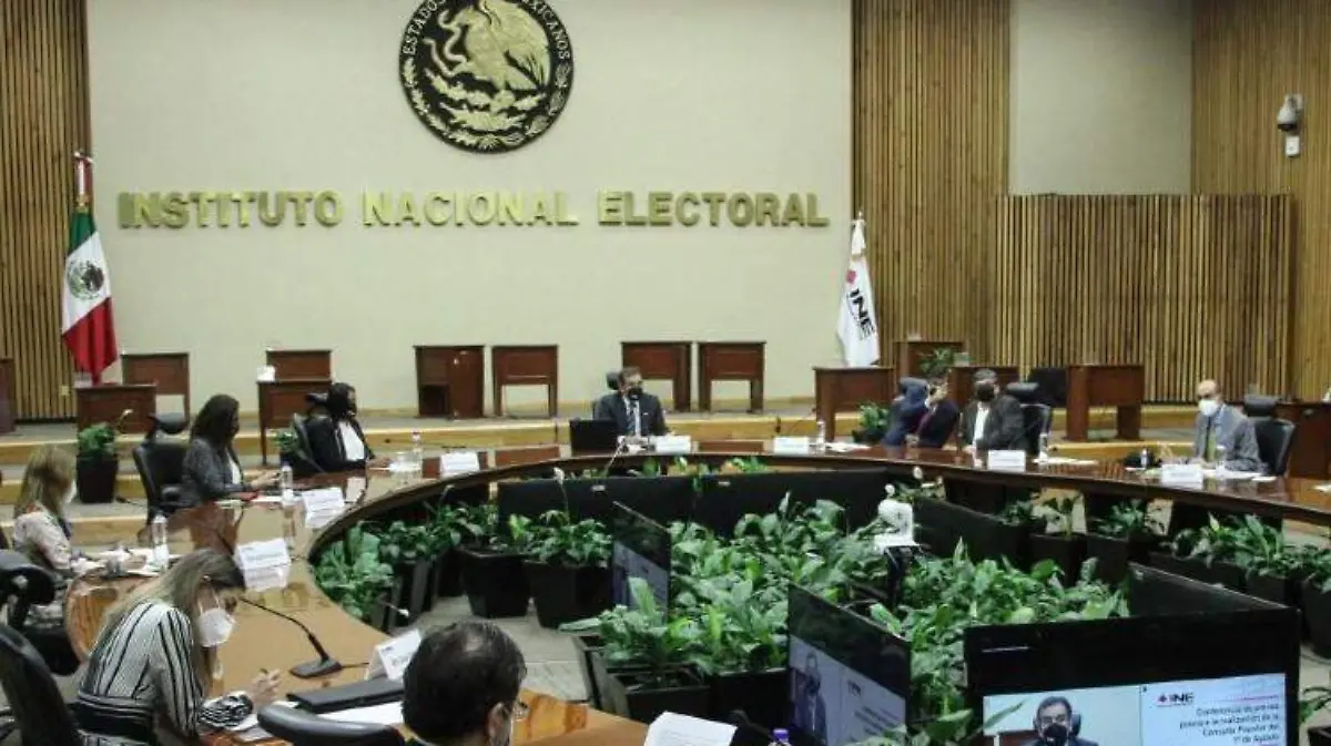 Excandidatos Morena buscan revocaciòn de mandato